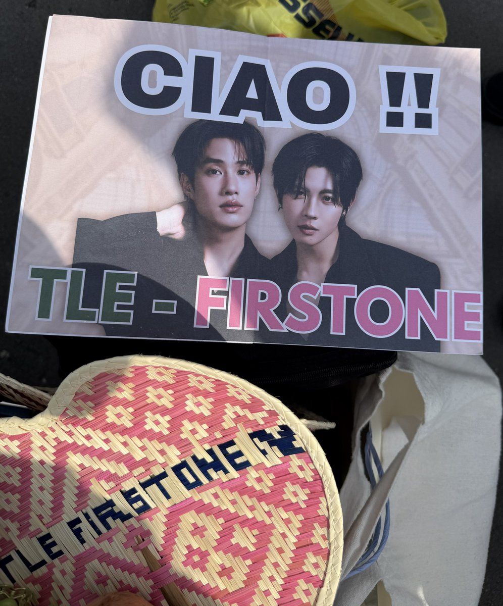 BiBitfo's tweet photo. Ci siamo quasi 🫶🏻

💚🩷🇮🇹

@Moschino
@TLE_mtm @firstone_wnk

#MOSCHINO
#MilanFashionWeek #MFW
#TLE_mtm #Firstone
#TleFirstone https://t.co/gBIuc600t5