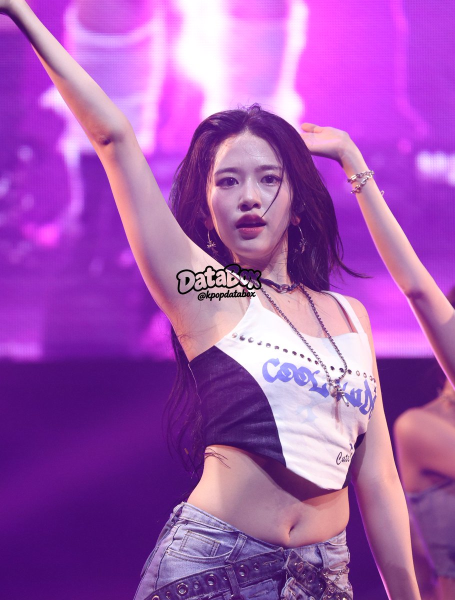 kpopdatabox's tweet photo. 240818 YUJIN at SUMMER SONIC OSAKA

#IVE #아이브 #유진 #안유진 #ANYUJIN #ユジン #Kpop #4K https://t.co/wjJF5XIKsI