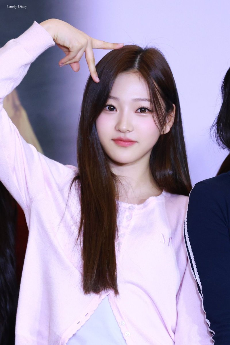 yfilune's tweet photo. 빵떡다횬 ♡ 나 https://t.co/spRUbNkZ6U