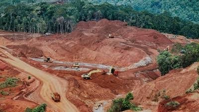 indepenSumatera's tweet photo. Stop wak....🤚🤚🤚

PT GAG NIKEL KEMBALI MENGHANCURKAN RAJA AMPAT 

@bahlillahadalia kabarnya diam² menerbitkan kembali izin operasional PT GAG si penghancur pulau terhitung 3 september 2026 usai sempat di stop SEMENTARA.

Ingat
Di raja ampat itu adalah tempat kawasan konservasi 75% karang dunia. Atas keluarnya izin tersebut kita akan kehilangan keindahan raja ampat.