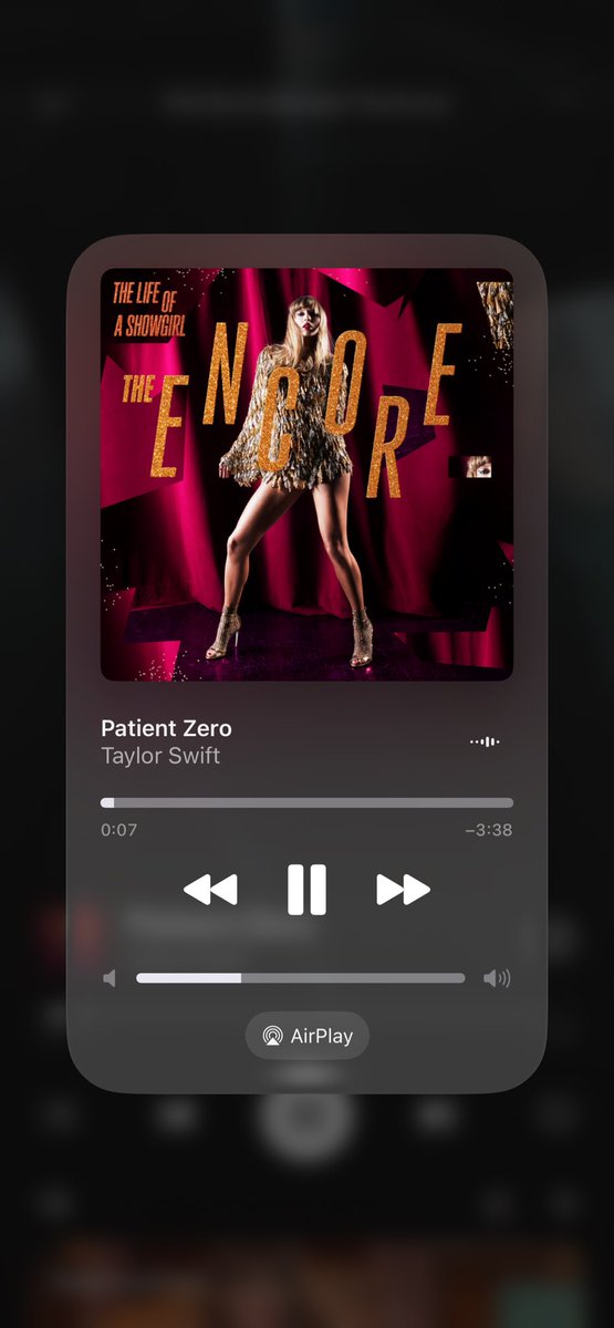 behndthemall's tweet photo. experiência individual: sou o primeiro gay ouvindo o the encore numa barragem de rejeitos dentro de uma mineradora https://t.co/RckJC2mGWx