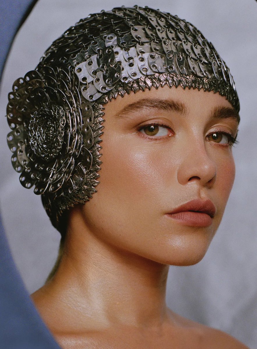 saintdoII's tweet photo. absolutely stunning vanity fair cover story starring florence pugh. photographed by nadine ijewere https://t.co/ZcCl5johqV