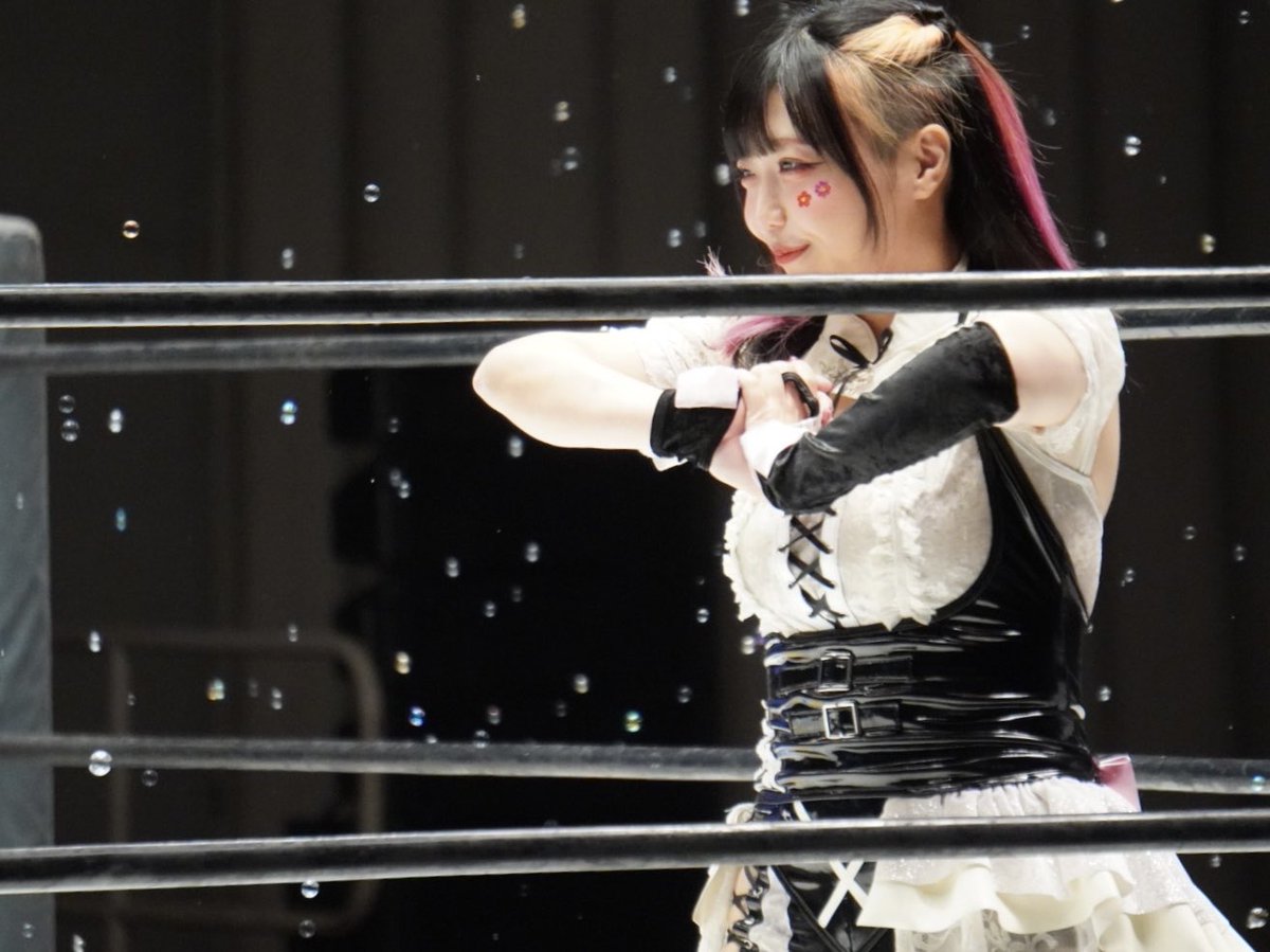 marumicky24's tweet photo. 2026.09.22
#wavepro @後楽園ホール
キラキラかわいい✨💓
#花園桃花 https://t.co/EjsBzbRPxf
