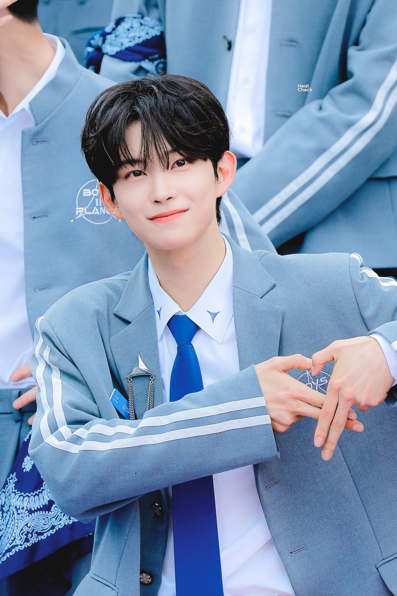 nunxnya's tweet photo. 안녕하세요 my pick is geonwoo 건우내놔 @wakeone_offcl @ALD1_official @ALD1_jp @ALD1staff https://t.co/g8Gl5oYcwL