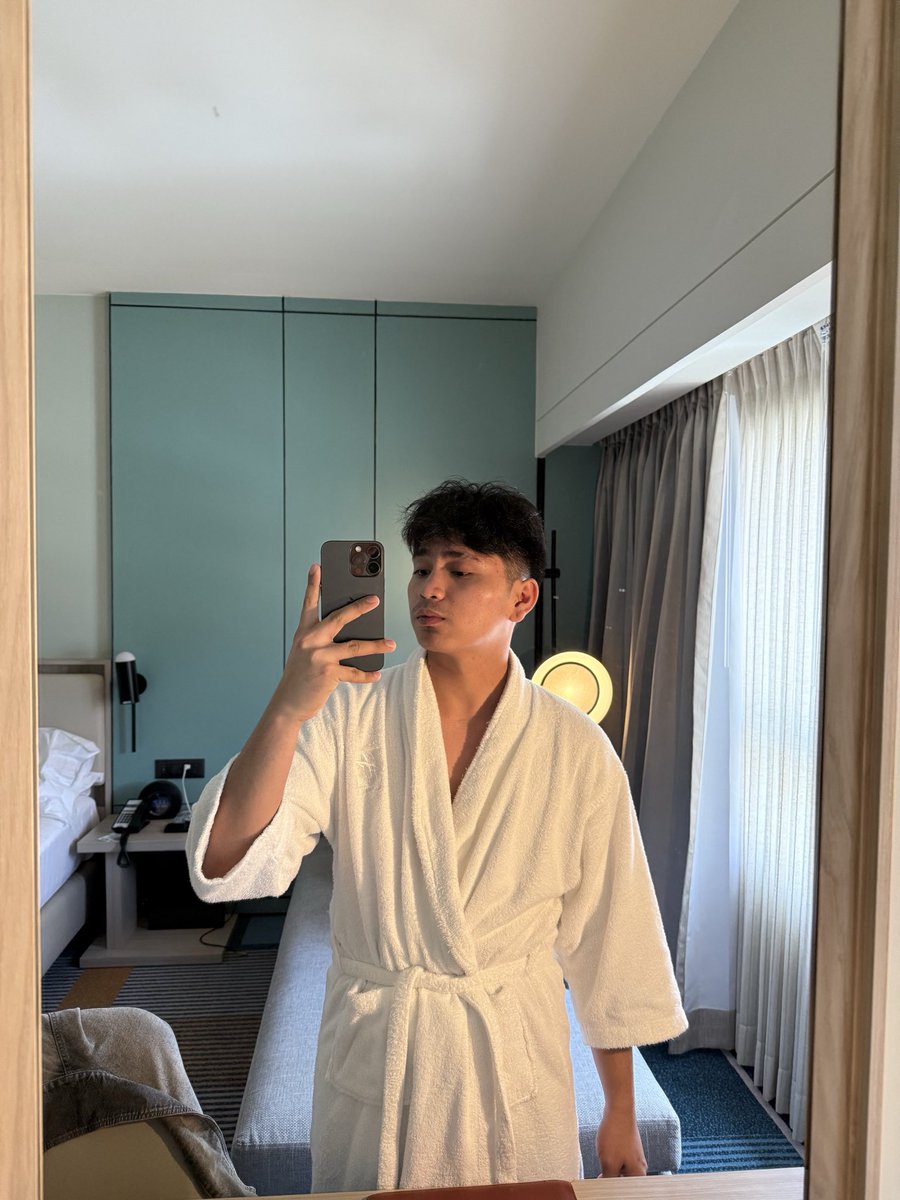 Its_urkillian's tweet photo. Its freezing right now🥵 need to find warm in tight  hole to enter 🍆💦

Please follow my account @Its_urkillian https://t.co/Ptmsn4y3Nc