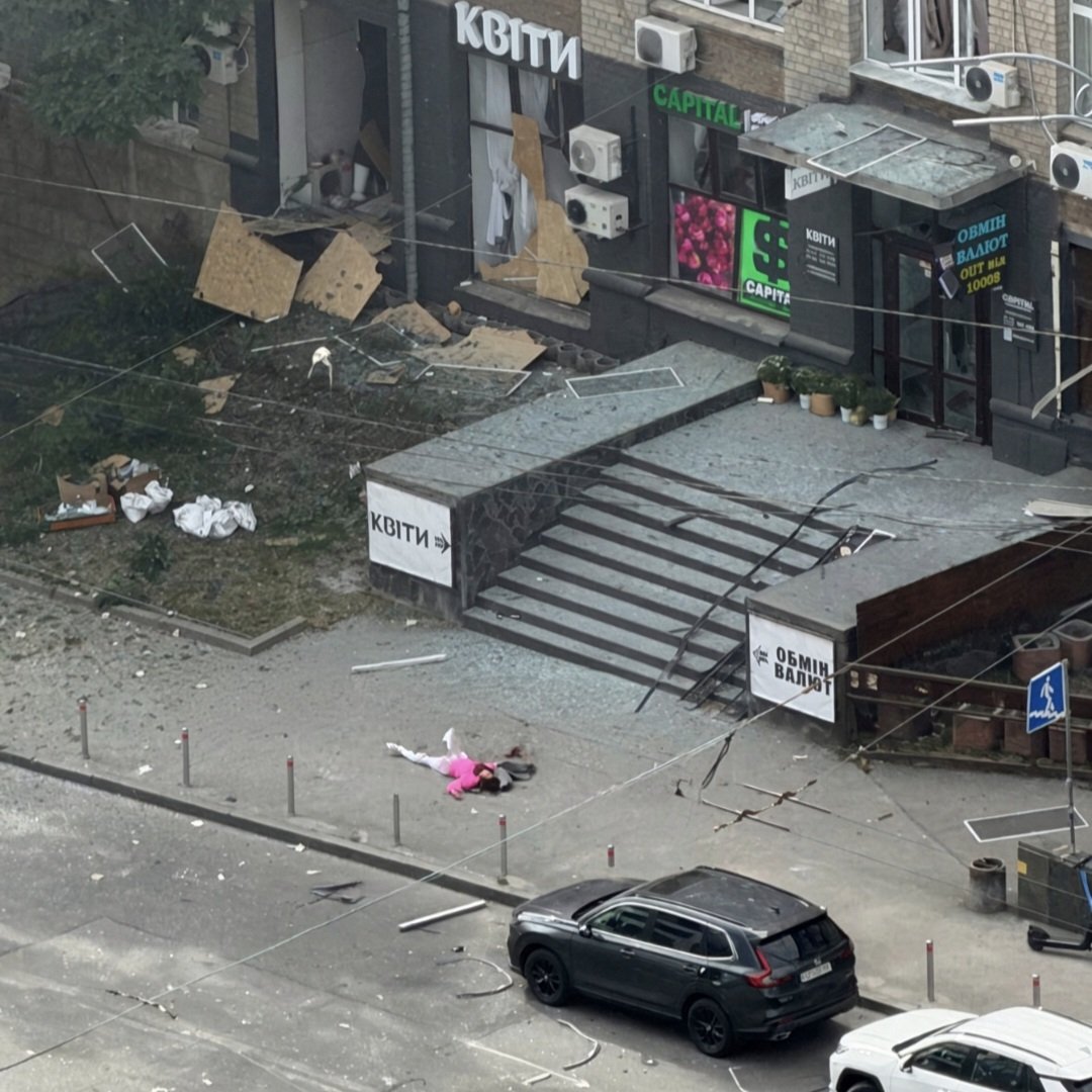 CrimeanVoyager's tweet photo. 💔 Kyiv. The horror we live through continues.

At least 4 people have been killed in the latest russian attack.

If this were London or Paris, the world would be screaming.

But Ukrainians are killed every day, and the world stays silent. https://t.co/IpPiDtfLAR