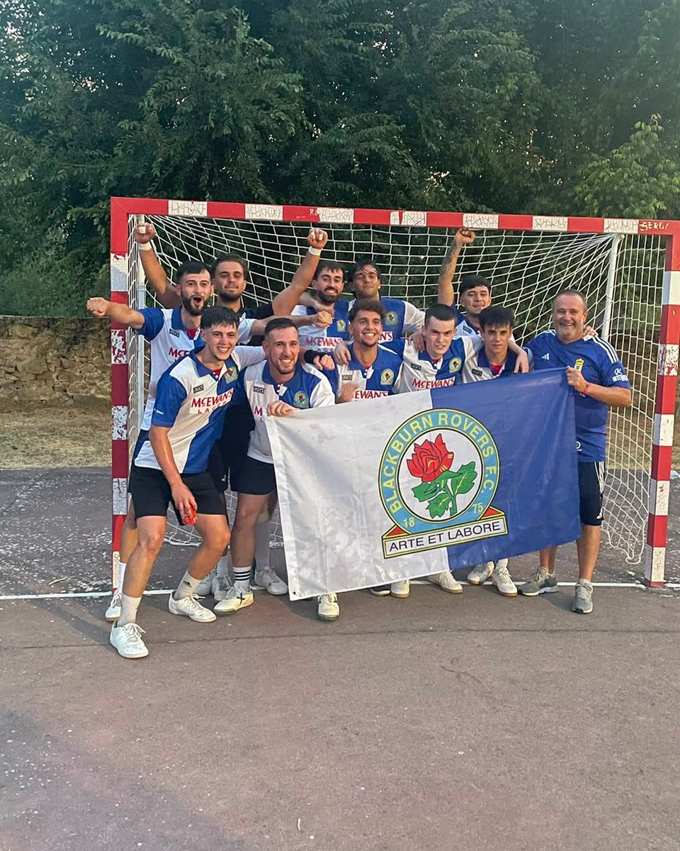 Rovers's tweet photo. 🇪🇸 An 𝐈𝐧𝐭𝐞𝐫𝐧𝐚𝐭𝐢𝐨𝐧𝐚𝐥 𝐑𝐨𝐯𝐞𝐫𝐬 update with a difference:

"We are a group of Spanish Blackburn Rovers fans, and we wanted to share a little story with you.

Last March, we had the chance to visit Ewood Park and support the Rovers in person. It was a fantastic experience and something we will always remember.

This summer, we decided to take our love for Blackburn Rovers a little further. We wore the shirts we had ordered from the club to play in our local football tournament, in our hometown in Spain. We even made them our team kit for the tournament!

And, incredibly, we ended up winning the tournament!

So, although we were playing thousands of miles away from Ewood Park, we felt that we were representing the Rovers on the pitch and carrying a little piece of Blackburn with us.

We wanted to share some photos from the tournament with you. We hope you enjoy seeing your colours being represented here in Spain!

Up the #Rovers! 💙🤍"

Amazing work, boys! Thanks for sending 🙌

¡Felicidades, campeones! 🏆