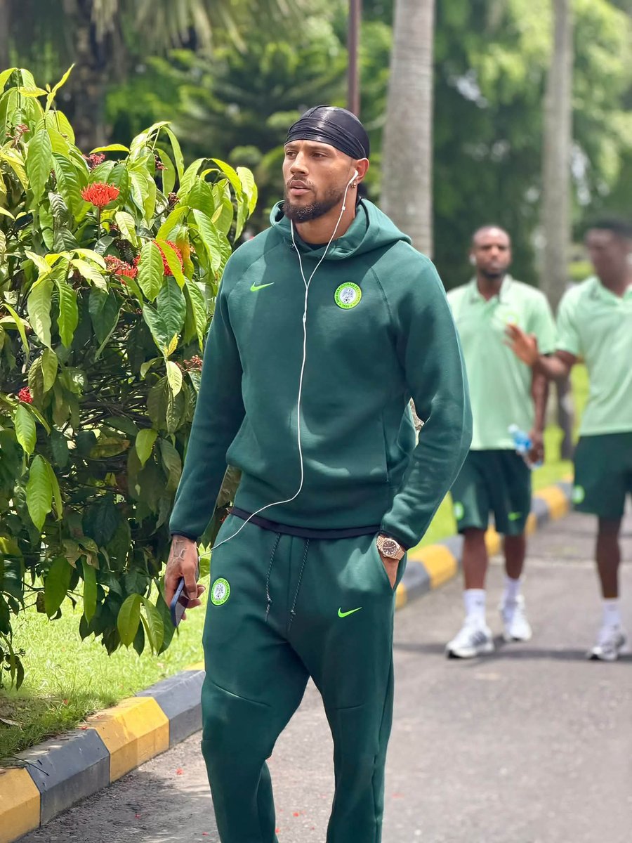 9jasportsarena's tweet photo. ๐ณ๐ฌ๐ฆ
Super Eagles take their team walk in Uyo!
Final preparations done.
๐ณ๐ฌ vs ๐ฒ๐ฌ | 5:00 PM WAT
The road to AFCON 2027 starts now! ๐ฅ
#SuperEagles #AFCONQualifiers #NigMad https://t.co/uL7t1xawGr