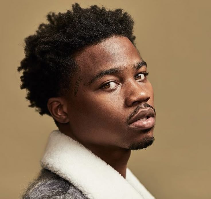 theyhateoc's tweet photo. bro gave us one banger and fell off💔 https://t.co/4fhI21wdCj