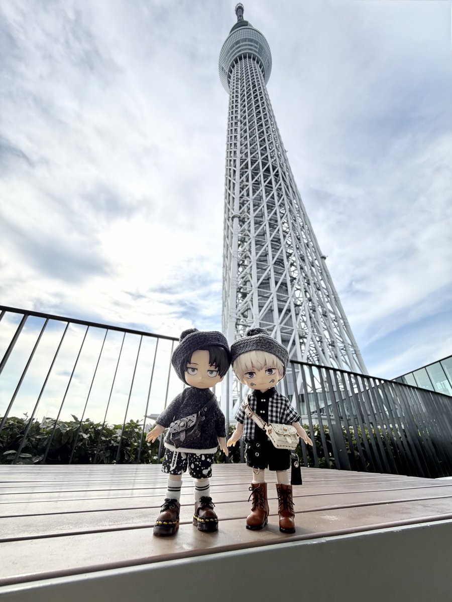 sujico_93719's tweet photo. 最終巻読み切ったので展に行ってきた🚀
原画もありかなりの見応え✨️
追加料金かかるけど3周した😆
グッズも買いたいもの買えたしお天気も良かったしめちゃ楽しかった🙌

へちょ
👕👖🧦@n_nitten様
とげぴ
👕@pppiiica様
👖@miniraterre様
共通
🧢@su_handmade様
👜@k_g_style様
🥾@itonokutsu様 https://t.co/jVmdGxaamS
