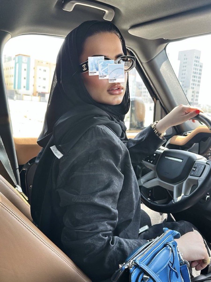 Gygqvk's tweet photo. #ديوت_بدويٌّْ مين اخته مووظفه وكل صباح تكشخ للدوام 🔥🥵 https://t.co/BwsRNMvCxD
