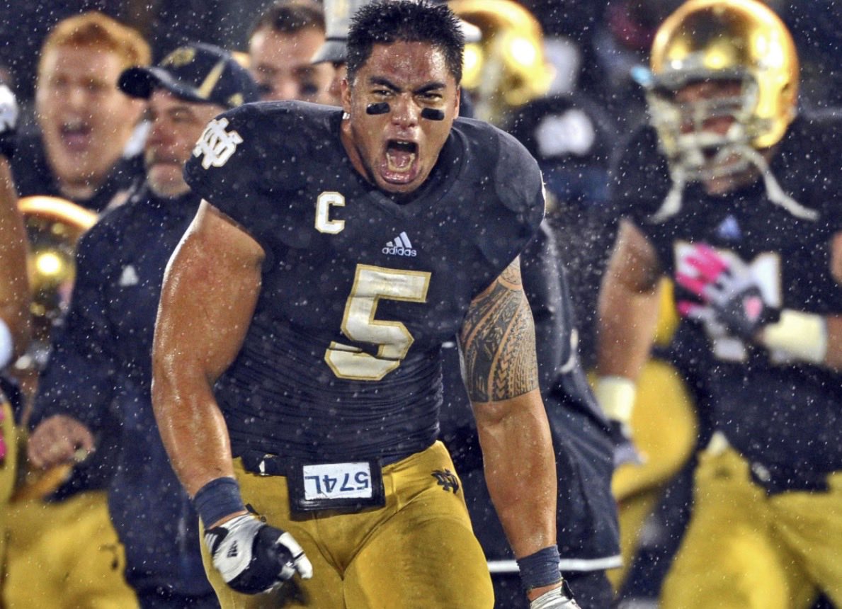 CFBGuy999's tweet photo. NOTRE DAME PLAYS FOOTBALL TOMORROW https://t.co/qemxd04dzx