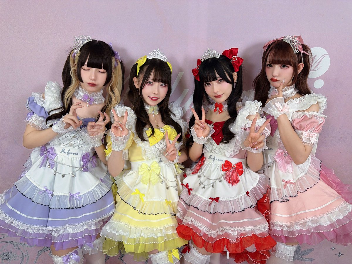 KYURUSHITE's tweet photo. 「Malymoon Halloween Fashion Show 2026」
ありがとうございました🎀

とっても可愛い衣装を着させていただきました👗

明日9/26(土)はリリースイベント宮城🫛
宮城県���てお待ちしています🫶🏻

🔗https://t.co/7Ufk71N58w

#マリームーンHFS2026 #きゅるして https://t.co/WMB7PWMyCt