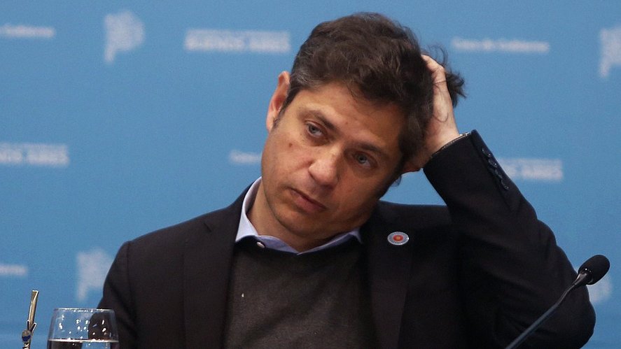 usdtermo's tweet photo. 🚨⚠️ AHORA: FUERTE ENOJO EN EL PERONISMO CON AXEL KICILLOF LUEGO DEL PAPELON EN LA ENTREVISTA EN C5N. 

"ESTE TIPO ES UN PELOTUDO"

"TIENE QUE ESCONDERSE HASTA OCTUBRE DE 2027"

"SIN UN VICE DECENTE NO GANAMOS NI EN PEDO" https://t.co/H9Vw5oTyH2