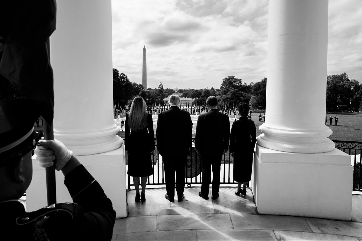 FirstLadyOffice's tweet photo. 🇺🇸🇨🇳 https://t.co/QwGf5Fmqgf