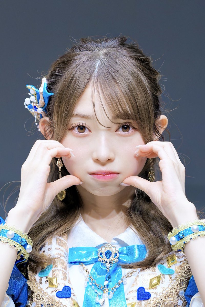 blanket_only's tweet photo. 僕の撮ったかなみん見て平和にいこうや https://t.co/kMN3rjoPJY