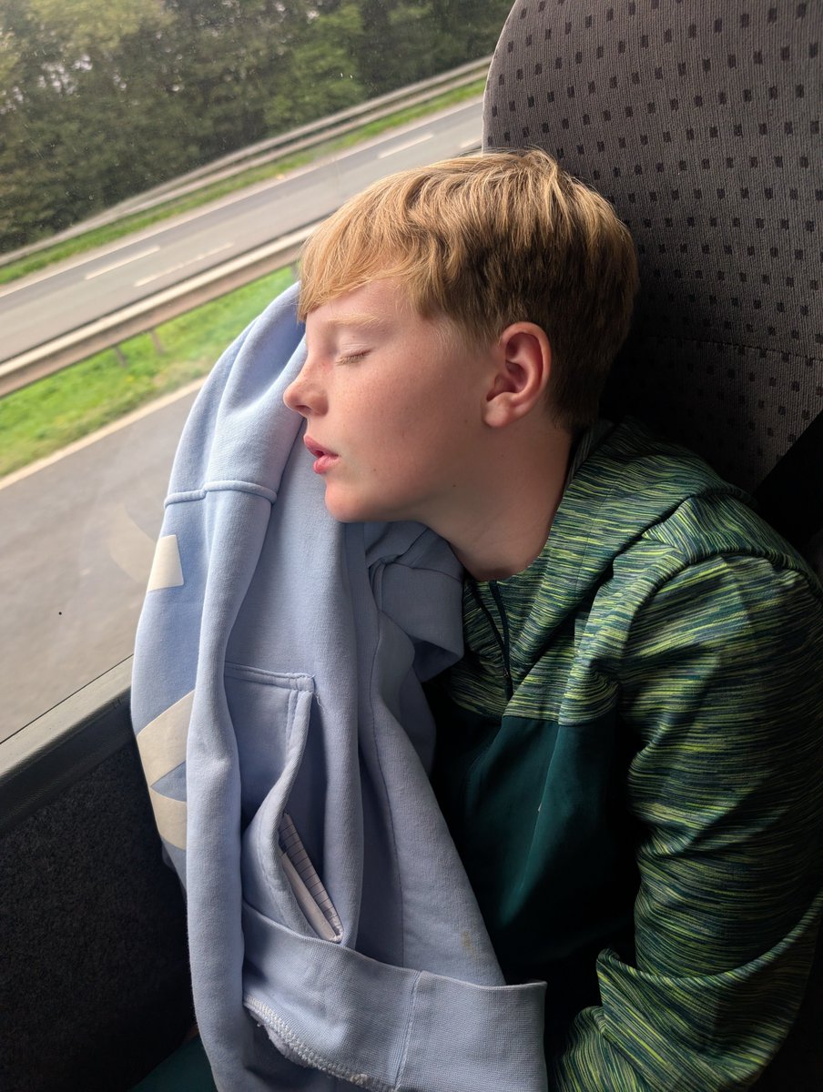 MrsSmajeWWPA's tweet photo. On route home!! With some sleepyheads....@MrWongWW https://t.co/k0x6uHTTDR