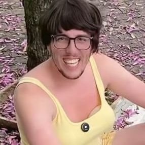 RicardoLobs's tweet photo. @Rosebloodzzs Personagem da carreira, avisa https://t.co/SflO7XTIdD