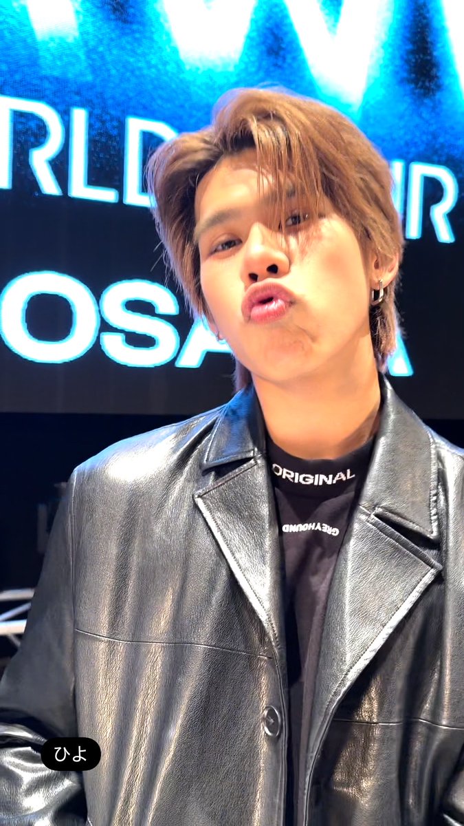 YChocotoxic's tweet photo. Tuiくんハイタッチ🙌
いつもビッグスマイルで大きな声でありがとうございまーすって言ってくれる🧡
#LYKNDuskAndDawnxOsaka https://t.co/amoUSCCtPg