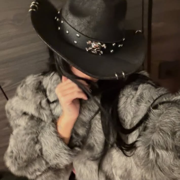 cvntdracuIa's tweet photo. west coast cowboy https://t.co/ySQ8vz7gLf