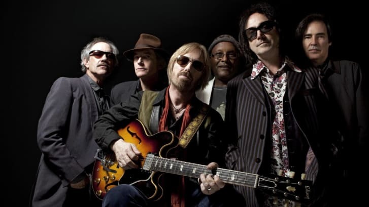 ThatEricAlper's tweet photo. 9 years ago today, Tom Petty and the Heartbreakers played their final show at the Hollywood Bowl, closing the night with “American Girl.” One week later, Petty was gone. What a final song to leave ringing in the air. https://t.co/q4HCNyrYcm