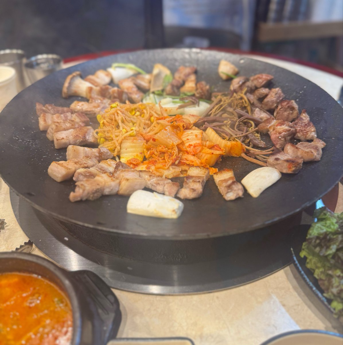 byeol_xxx's tweet photo. 맛있는거 많이많이 먹고 살쪄와라!!!👈🏻了解 https://t.co/maaQZHXMnt