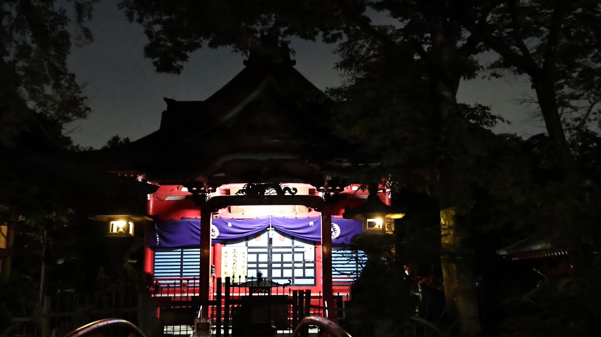 PHOENIX_GOLD_1's tweet photo. 昨日は愛知県在住の友人Ｋさん・東京都在住の友人Ｋさん・私の３人で井の頭公園に行きました♪😊✨門がすでに閉まっていましたが弁財天をお参りしました♪😊⛩️吉祥寺駅の近くで食事をしました♪😊✨今回は予定を変更して井の頭公園に行ったので深大寺には後日改めてお参りします♪😊☀️楽しかった♪😊🌈 https://t.co/Y0yJLecsCN
