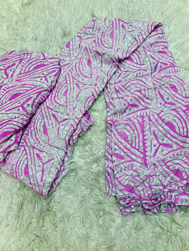 Bheebheeprints's tweet photo. 🔥Big Flower Crepe🔥

Quantity: 4 yards
Price: 13200NGN✅

Available for nationwide delivery 💯 https://t.co/FRxP4b2tRy
