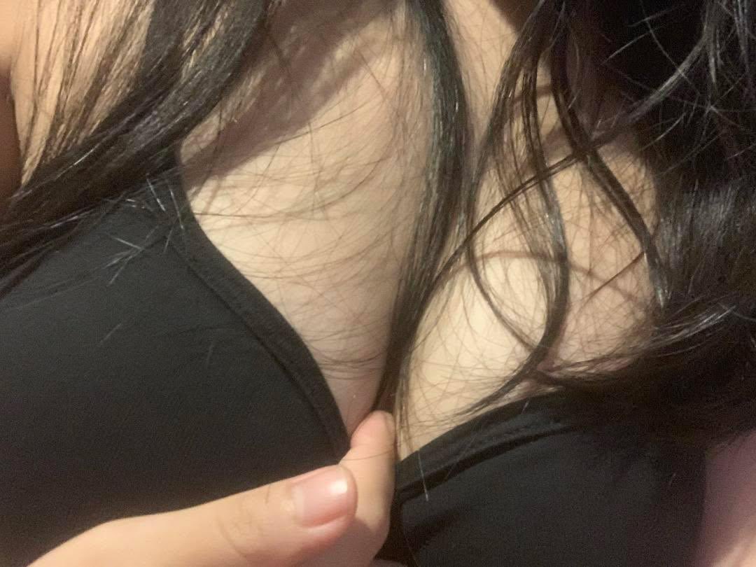 babi_20th09's tweet photo. Ngủ thôi https://t.co/ympvPYXdDd