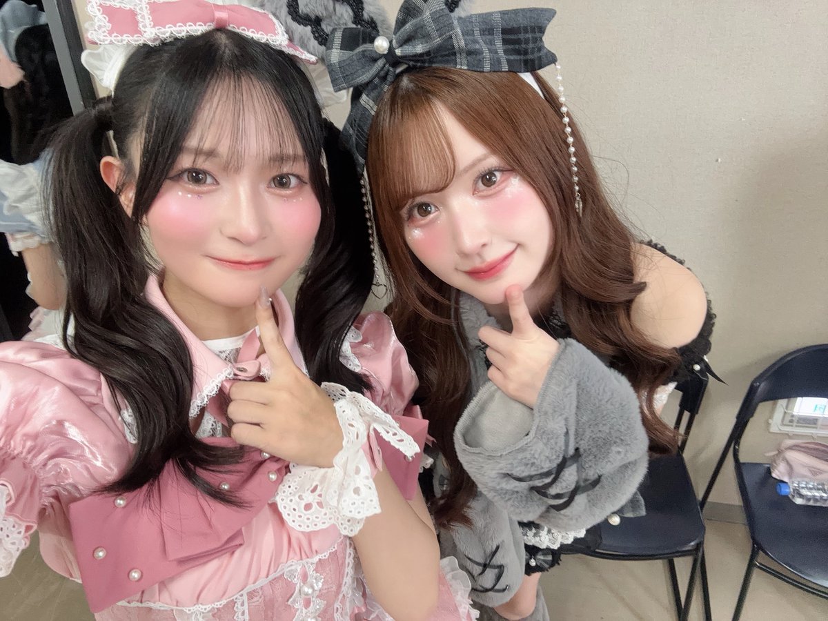ayami_namba48's tweet photo. 今日のイベントでみかなさんと再会できました ~ ＞ꇴ＜❤︎

もぅ、かわいすぎてかわいすぎて、、
うちゅくしすぎて、、ᐡᴗ  ̫ ᴗᐡ💫

お写真撮ってくださりました🫶🏻💕
集合写真も一緒に写ってくださったんですぅ、、、、、՞ o̴̶̷̥  ̫ o̴̶̷̥ ՞、すき、、

#山本望叶 さん https://t.co/9Wk1eqstsc