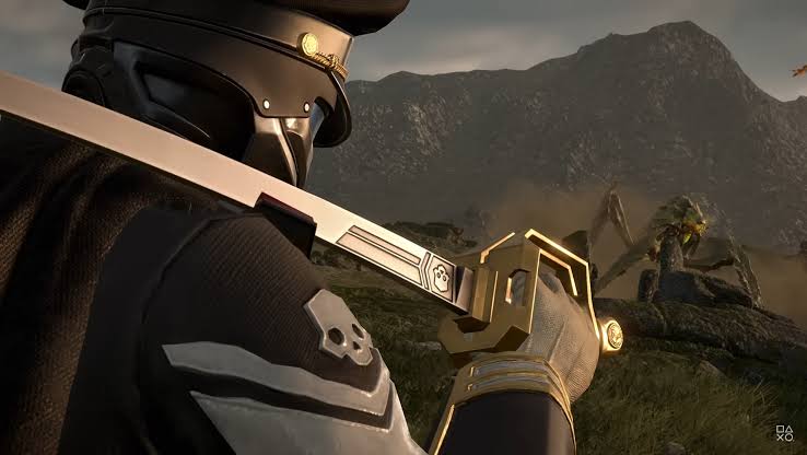 Helldivers_NOW's tweet photo. If we were given a MELEE SLOT, what melee weapon would you always use? https://t.co/peZ4wolya5