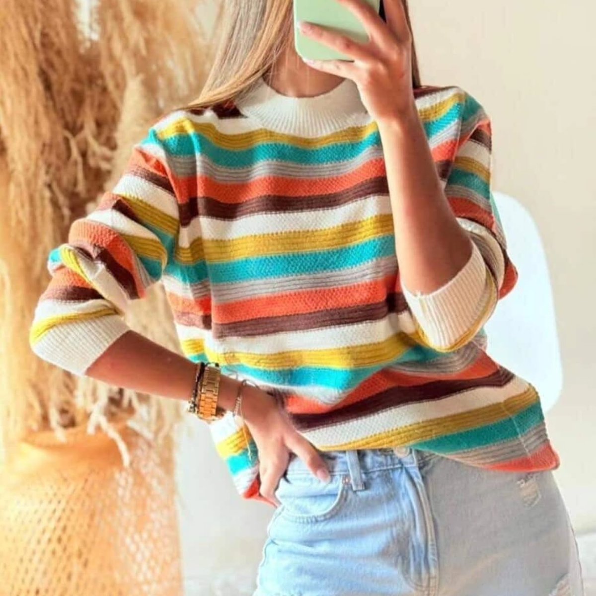 EusebioBeaorg's tweet photo. Buzo liviano tejido con cuello polo a contraste, solapa en V y mini corazones. Diseño colombiano, femenino y versátil para combinar con jeans, faldas o pantalones. Venta al por mayor y al detal. Envíos nacionales y pago contra entrega en Bogotá. https://t.co/0eKw9BelIi