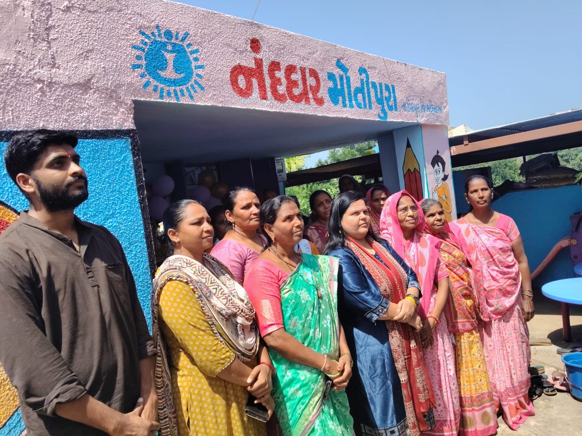 icds_mahisagar's tweet photo. વિરપુર તાલુકાના મોતીપુરા આંગણવાડી કેન્દ્ર ખાતે આંગણ મિલન સેવા કાર્યક્રમ યોજાયો @MinistryWCD
@CMOGuj
@InfoGujarat
@manisha_vakil
@RanjitIAS
@collectormahi
@DDOMAHISAGAR
@nehakantharia
#કહાની_બદલાવ_કી, #successstories, #KahaniBadlavKi https://t.co/YShQAKMicM