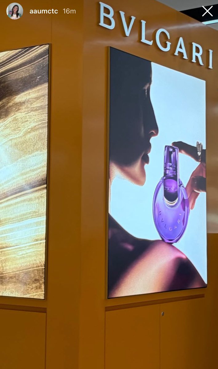 OrmKorn_fans's tweet photo. คุณหนูออม ณ บ้านงูวันนี้
Bvlgari in the air…
ถ่ายงานอะไรอยู่หรือเปล่านะ?

#OrmKornnaphat‌ #ออมกรณ์นภัส‌ https://t.co/zPn8LVm45S