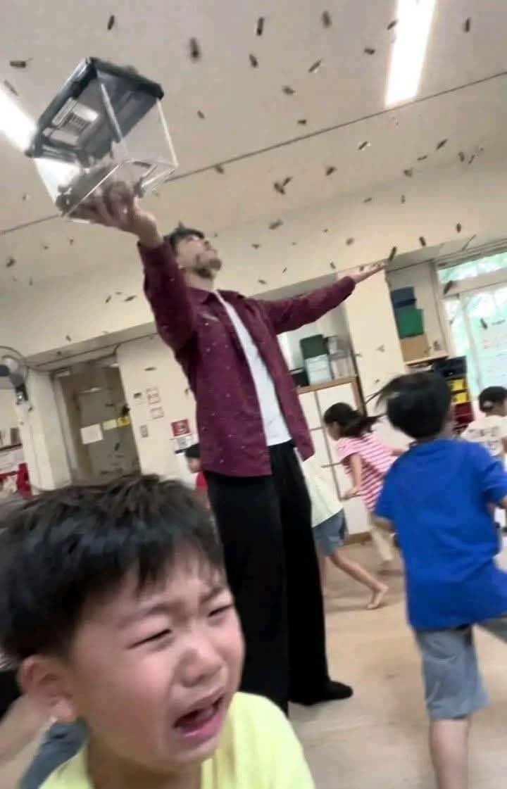 Dar1n_mn's tweet photo. 집사들을 향한 신념(?)

야채싫어 고기왕창 보스키 
생선 싫어서 태워먹는 하우레스
섭식장애 폭식증 대식가 바스틴 (교수님때문임.
파생파사(파슬리로 살고, 파슬리로 죽는다) 라토

베리언 : https://t.co/np58So3knA