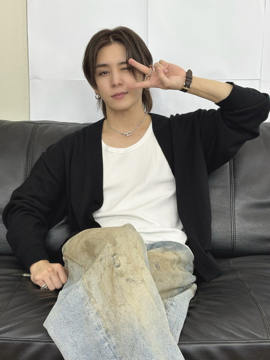 Ryosuke_Storm's tweet photo. 🔥
#RyosukeYamada
ASIA TOUR 2026 Red.Y
Thunder Dome 公演

#りょうすけとアジアの夜 inバンコク！🐘

タイでのやまださんの様子をお届け。

タイのRed.Yの皆さん
明日は全力で楽しみましょう！

#山田涼介
#เรียวสุเกะยามาดะ https://t.co/HgStjTJExo