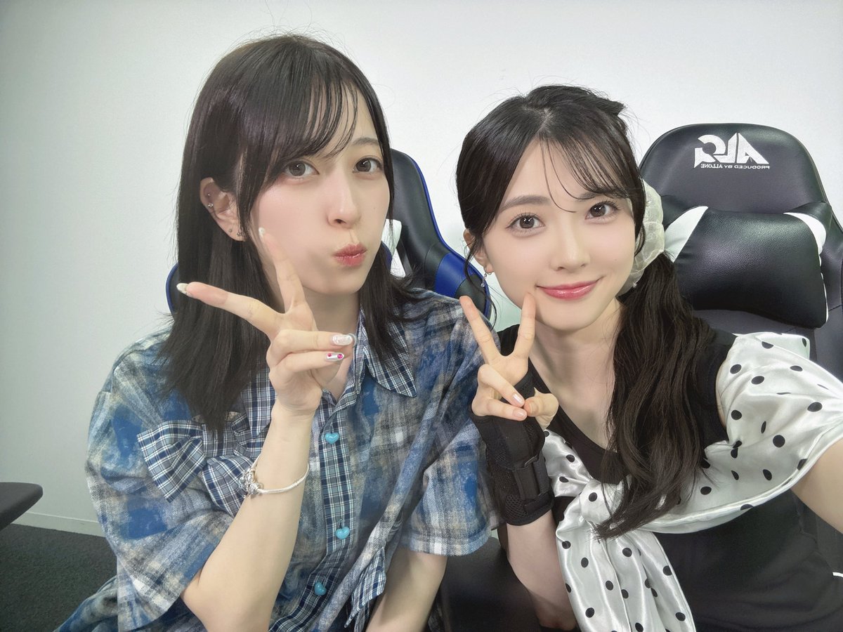 0927_yuina's tweet photo. 『春茶と月音こなふたりあいだくらい。』
ありがとうございましたっっ🎮🖤

占いもまだまだ聞きたいくらい😶✨
本当に楽しかったですし🍣

ゲームも初めてだけど協力プレイ出来て
よかったぁぁ(笑)

春茶さんいつかお会いできますように♡
でもみんなでお話出来て楽しかったです☺️

#くっちゃねクラブ https://t.co/43cNDWrFXH