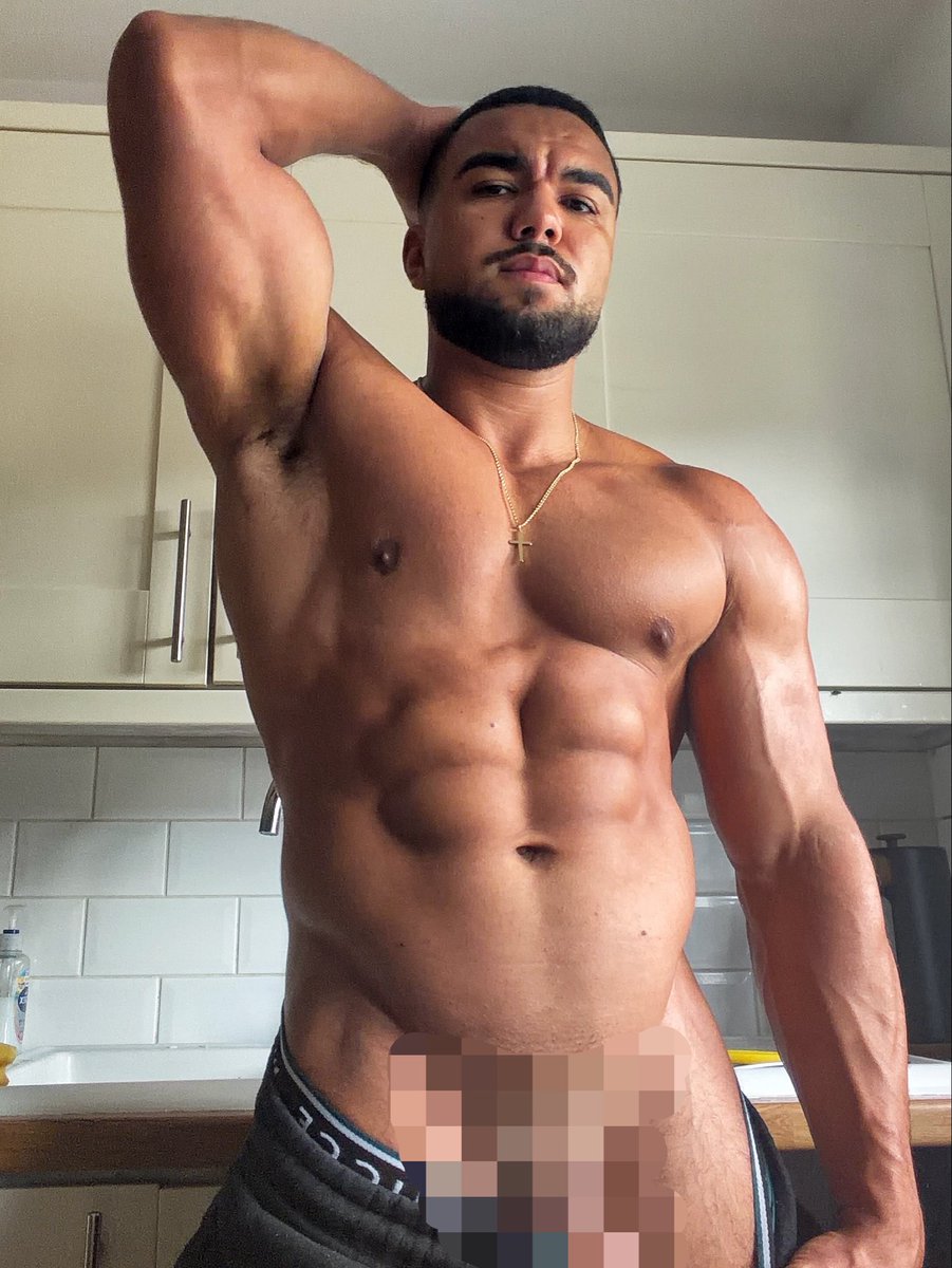 AlphaRicardoo's tweet photo. Tax Friday 🤑
Cough up your tributes losers 🫰🏽
What’s yours is mine 😂 https://t.co/9cGf2Fy2GC