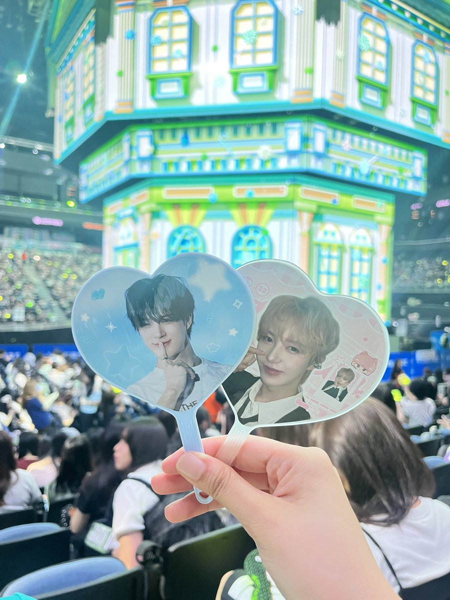 my_star_catcher's tweet photo. #시즈니트친소 #시즈니_트친소
오늘 생일이라 트친소 열어요
진입장벽 낮은 드칠프랑 친해져요💗
드림을 조금 더 사랑하는편..🫶🏻
2n이라 성인부터 받아요

Xx only wish Xx

 ♡-ff
  rt-ff+dm https://t.co/VX62PnEfU8