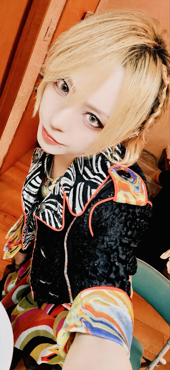 acme_chisa's tweet photo. 14年前の衣装、体型維持&amp;アンチエイジング励んだ甲斐がありました https://t.co/fhYxX3OJxZ