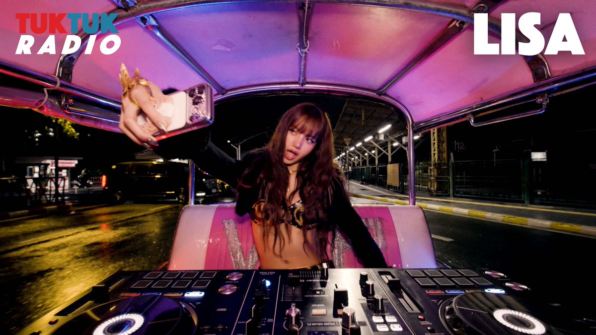 wearelloud's tweet photo. LISA - SaWaDiKa | Tuktuk Radio Special

🛺 https://t.co/vNahELAGqO

#LISA #SaWaDiKa #LISA_SaWaDiKa https://t.co/FfHRbzmIi8