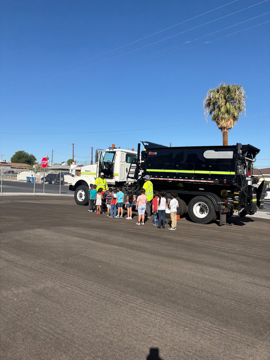LauraDearingES's tweet photo. Our students really enjoyed the Road Rally yesterday!!! https://t.co/wtRxicv5Jt