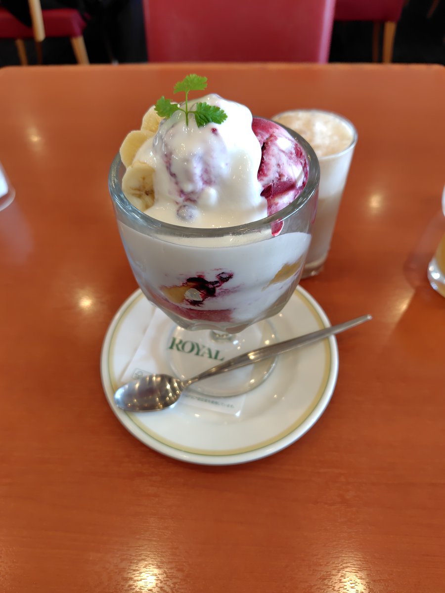asamotoaki's tweet photo. 今週もおつかれさまでした。

二日で週末はいいですね（笑

PC整理したときに出てきた、撮り貯めた（え）画像などでも掲げていこうかと思ったのですが、ちょっと出掛けることになったので、来週にでも。

明日から寒くなるの？
退かぬ。半袖で行く（やめとけ https://t.co/nRqigvOc6O