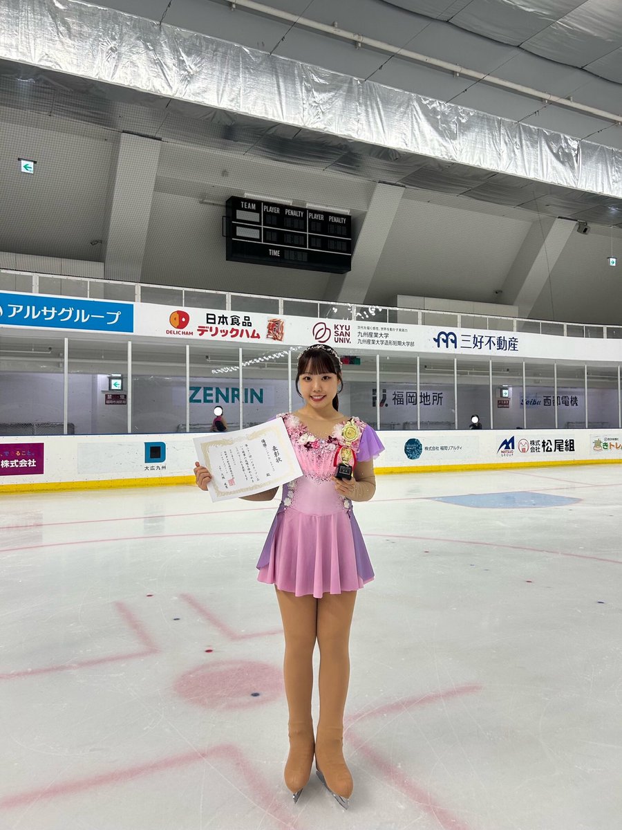 figureskateynu's tweet photo. 9月5日から6日にかけて、オーヴィジョンアイスアリーナ福岡にて「第22回パピオカップ」が開催され、弊部からは1名が出場しました。
インスタグラムの投稿もぜひご覧ください！
https://t.co/uZVtrRwHfZ https://t.co/9PNiOkFIQm