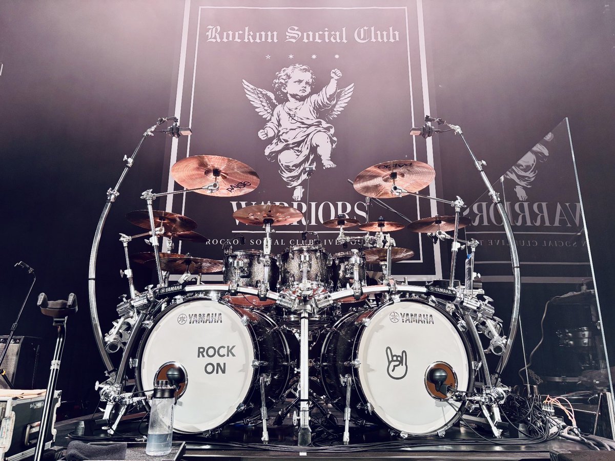 aoyama_hideki's tweet photo. Rockon Social Club 🤘
Tour 2026  WARRIORS！
Zepp 難波2days!
皆様ありがとうございました‼️
最高でしたーーーーっ！✨
お次は札幌でお会いしましょう♪ https://t.co/nuGgh01t4q