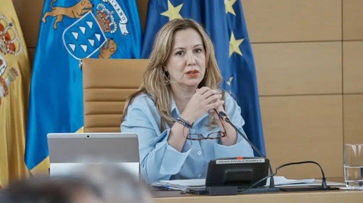 RadioMarcaTfe's tweet photo. 🗣️ 𝑹𝒐𝒔𝒂 𝑫𝒂́𝒗𝒊𝒍𝒂 𝒑𝒊𝒅𝒆 𝒑𝒂𝒛: “𝑬𝒍 @CDTOficial 𝒅𝒆𝒃𝒆 𝒔𝒆𝒈𝒖𝒊𝒓 𝒆𝒏 𝑺𝒂𝒏𝒕𝒂 𝑪𝒓𝒖𝒛 𝒚 𝒆𝒍 @CB1939Canarias 𝒆𝒏 𝑳𝒂 𝑳𝒂𝒈𝒖𝒏𝒂”

🎙️ En #DespiertaCanarias

👉 https://t.co/8Bw5UpTFc3 https://t.co/iOr7pl5PrH