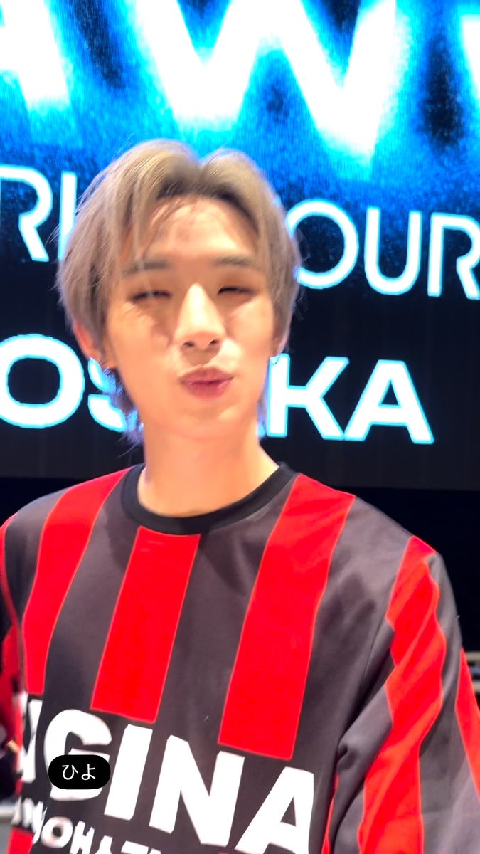 YChocotoxic's tweet photo. Hongくんハイタッチ🙌
あーかわいい、どの瞬間見てもかわいい

#LYKNDuskAndDawnxOsaka https://t.co/RPCfwSTtJn