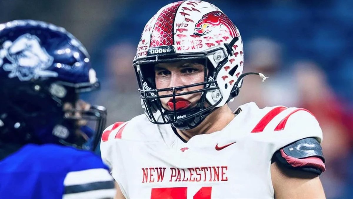 BriceMarich's tweet photo. Another strong addition to #Michigan's recruiting visitor list:

New Palestine (Ind.) 2028 four-star DL Sam Hirschy (@Sam_Hirschy75) expected to be in Ann Arbor this weekend for the Iowa game.

https://t.co/5MEoHXZrZU https://t.co/pPaupazxkH