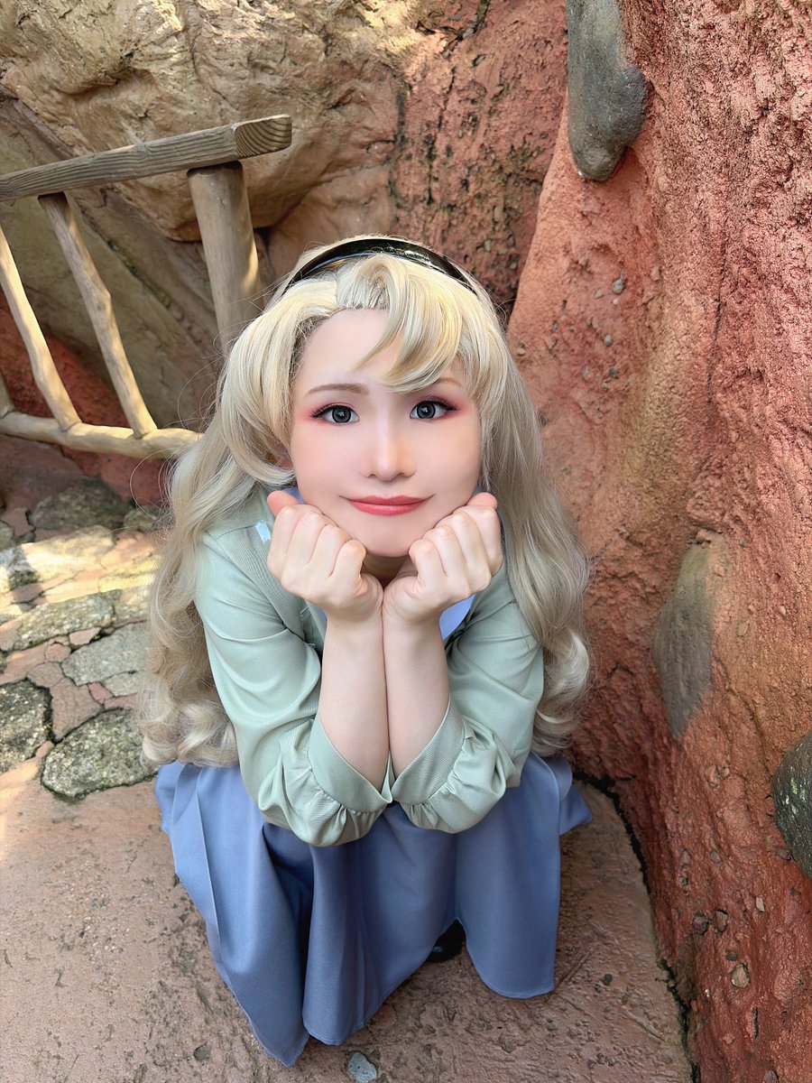 danno_runi's tweet photo. 本日ランドにてブライア・ローズ🎶マルフィの朝日奈ちゃんとインパでした🪄
やっと初めてフレンジー見ました

スタツアで人生初✨スハ°亻に選ばれてビックリ😭嬉しい
明日はシーに行きます✊🏻
 #Dハロ仮装  #Dハロ仮装2026 https://t.co/uSrWQGEgQJ