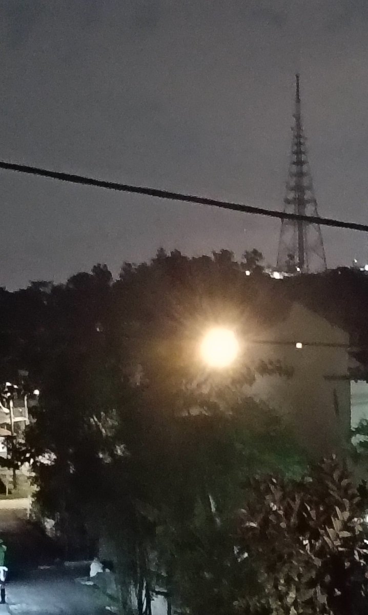 mxjulianaheng's tweet photo. No moon, no problem! 🌝
#midautumnfestival #moonviewing #mxjulianaheng https://t.co/puzUD56dL4